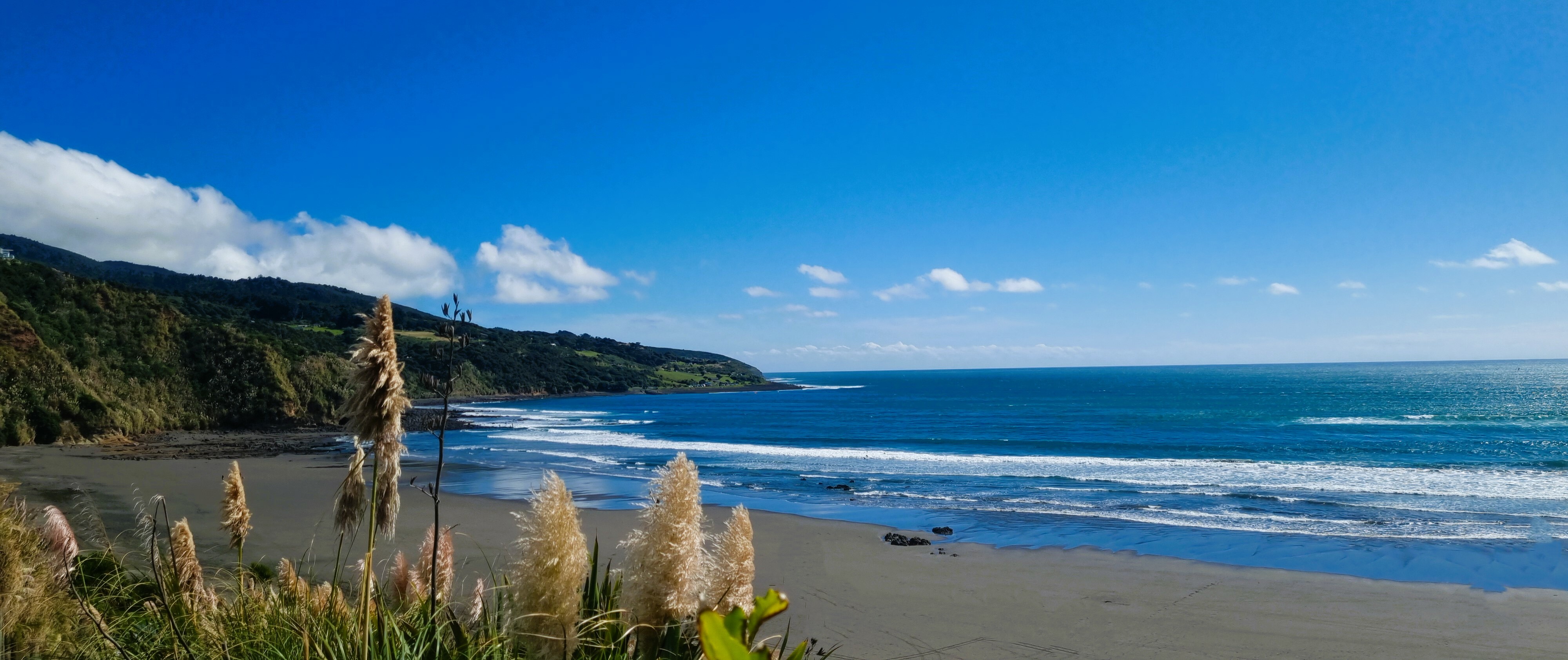 Wainui Beach